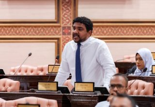 ފޮޓޯ: މަޖިލިސް