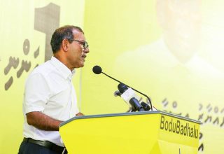 ރައީސް ނަޝީދު ފުވައްމުލައް ސިޓީގައި ބޭއްވި ބޮޑު ބަދަލް ޖަލްސާގެ ތެރެއިން
