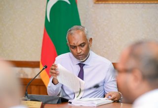 ރައީސުލްޖުމްހޫރިއްޔާ ޑޮކްޓަރ މުޙައްމަދު މުޢިއްޒު.