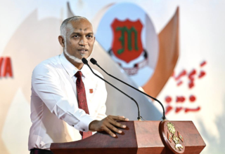 ރައީސް ޑރ. މުހައްމަދު މުއިއްޒު މިރޭގެ ރަސްމިއްޔާތުގައި ވާހަކަފުޅު ދައްކަވަނީ. -- ފޮޓޯ | ރައީސް އޮފީސް