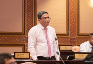 ރައްޔިތުންގެ މަޖިލީހުގެ ތިނަދޫ އުތުރު ދާއިރާގެ މެމްބަރު ސައުދުﷲ ހިލްމީ/ ފޮޓޯ: މަޖިލިސް