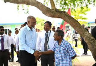 ރައީސް ޑރ މުއިއްޒު