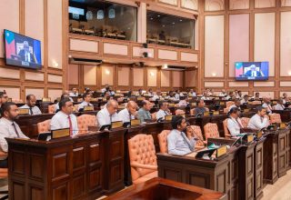 މަޖިލީސް ޖަލްސާގެ ތެރެއިން: ފޮޓޯ/ މަޖިލިސް