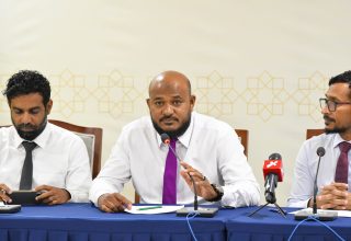 ޕީއެންސީގެ ނައިބު ރައީސް އަދި ބާރަށު ދާއިރާގެ މެމްބަރު އިބްރާހިމް ޝުޖާއު/ ފޮޓޯ: މަޖިލިސް