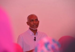 އިދިކޮޅުގެ ރިޔާސީ ކެންޑިޑޭޓު މުއިއްޒު/ ފޮޓޯ: ކެމްޕެއިން ޓީމް