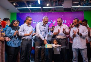 ފޮޓޯ: ވަގުތު/އިޒްމީމް