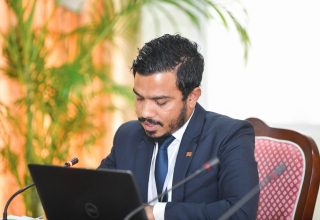 ގެމަނަފުށި ދާއިރާގެ މެންބަރު އަސަދުއްޛ ޘިހާބް: ފައިލް ފޮޓޯ