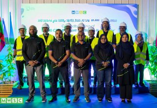 އެމް.ޑަބްލިޔު.އެސް.ސީ އިން ހުޅުމާލޭގައި 10 ހާސް ޓަނުގެ ފެން އުފައްދާ ޕްލާންޓް ބެހެއްޓުމަށް ބޭނުންވާ ޢިމާރާތުގެ ޢަމަލީ މަސައްކަތް ފެށުން/ ފޮޓޯ: އެމްޑަބްލިއުއެސްސީ