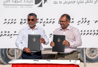 އެއްބަސްވުމުގައި ސޮއިކުރުން: ފޮޓޯ/ ރައީސް އޮފީސް