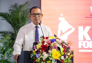 ލޯކަލް ގަވަރމަންޓް އެންޑް ޕަބްލިކް ވަރކްސް އާދަމް ޝަރީފު ޢުމަރު