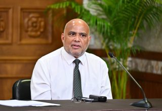ހަޔަރ އެޑިއުކޭޝަން މިނިސްޓަރ ޑރ. ޢަލީ ހައިދަރު