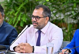 ފިނޭންސް މިނިސްޓަރު މޫސާ ޒަމީރު /ފޮޓޯ: ރައީސް އޮފީސް