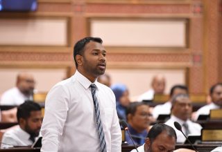 ގަލޮޅު ދެކުނު ދާއިރާގެ މެންބަރު، މީކާއީލް ނަސީމް.