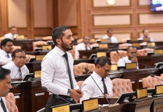 ް ރައްޔިތުންގެ މަޖިލީހުގެ ހެންވޭރު އުތުރު ދާއިރާގެ މެމްބަރު އަހުމަދު އައިފާން