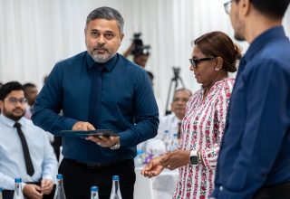 ވޯލްޑް ބޭންކުގެ އެހީގައި މަސްވެރިކަމުގެ ސިނާއަތަށް އެހީ ދޭ ސްކީމް އިފްތިތާހުކުރުމުގެ ރަސްމިއްުޔާތުގައި މިނިސްޓަުރު ޝިޔާމް