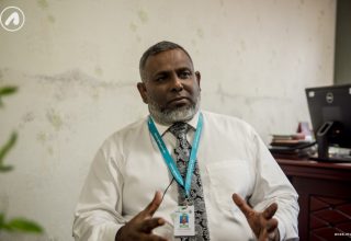 މިފްކޯގެ މެނޭޖިން ޑިރެކްޓަރ ބްރިގޭޑިއާ ޖެނެރަލް ރިޓަޔާޑް، ފަރުހަތު ޝަހީރު/ ފޮޓޯ: އަވަސް