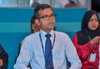 ސްޓެލްކޯގެ މެނޭޖިން ޑިރެކްޓަރު ހުސައިން ފަހުމީ/ ފޮޓޯ: ރައީސް އޮފީސް