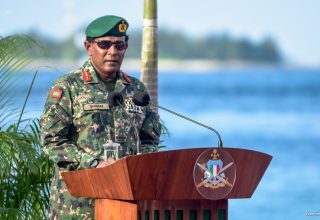 ކުރީގެ ޗީފް އޮފް ޑިފެންސް ފޯސް އަހުމަދު ޝިޔާމް/ ފޮޓޯ: އަވަސް