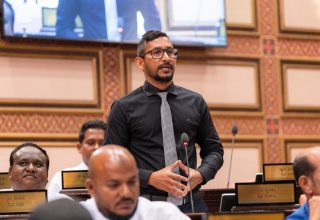 ޕީއެންސީގެ ޕާލިމަންޓު ގުރޫޕުގެ ލީޑަރު، އިނގުރައިދޫ ދާއިރާގެ މެމްބަރު އިބްރާހިމް ފަލާހު/ ފޮޓޯ: މަޖިލިސް
