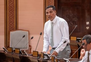 ފޮޓޯ: ރައްޔިތުންގެ މަޖްލިސް