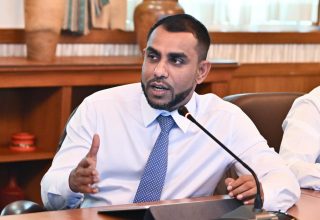 ކުރީގެ ޓޫރިޒަމް މިނިސްޓަރ އިބްރާހިމް ފައިސަލް/ ފޮޓޯ: ރައީސް އޮފީސް