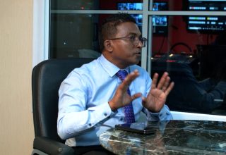 ރައްޔިތުންގެ މަޖިލީހުގެ މާފަންނު ދެކުނު ދާއިރާގެ މެންބަރު އަބްދުﷲ ރިފާއު