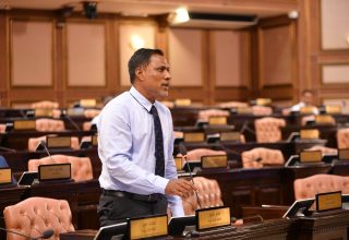 ރައްޔިތުންގެ މަޖިލީހުގެ ހުޅުމާލެ ދެކުނު ދާއިރާގެ މެމްބަރު ޑރ އަހުމަދު ޝަމްހީދު/ ފޮޓޯ: މަޖިލިސް