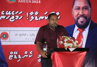 ށ މިލަންދޫގައި ބޭއްވި ޖަލްސާގައި ގާސިމް ވާހަކަދައްކަވަނީ.