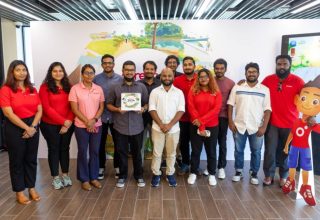 އަތޮޅު ދުވުން ގޭމް ކުޅެގެން ސެމްސަންގް ގެލެކްސީ އެސް24 ފޯނެއް
