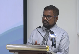 ދިވެހިރާއްޖޭގެ ޤައުމީ ޔުނިވަރސިޓީގެ ޗާންސެލަރ ޑރ. މަޙްމޫދު ޝައުޤީ