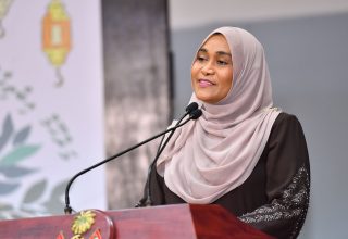 ރައީސުލްޖުމްހޫރިއްޔާގެ އަނބިކަބަލުން ފަސްޓްލޭޑީ ސާޖިދާ މުހައްމަދު/ ފޮޓޯ: ރައީސް އޮފީސް