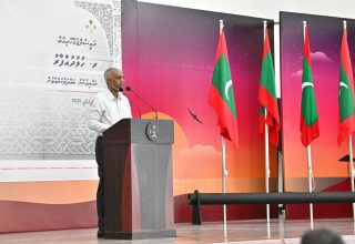 ރައީސް ޑރ މުއިއްޒު