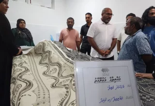 ޖަމީލުގެ ޕޯސްޓްމޯޓަމް ހަދަން އާއިލާއިން ހުއްދަ ނުދިނުމުން ވަޅުލައިފި ފޮޓޯ: އަދަދު