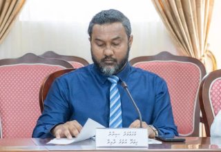 ހިތަދޫ އުތުރު ދާއިރާގެ ކުރީގެ މެންބަރު ސިނާން: -- ފޮޓޯ: ރައްޔިތުންގެ މަޖިލިސް