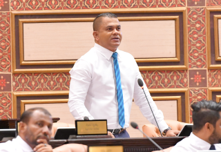 އައްޑޫ ސިޓީ ހުޅުދޫ ދާއިރާގެ މެމްބަރު މުހައްމަދު ޝާހިދު