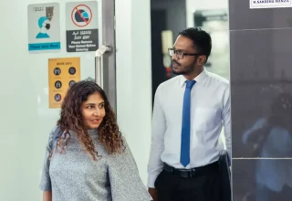 ފަނޑިޔާރު އަޒްމިރަލްދާ ވަކީލާއެކު- ދައުރު ފޮޓޯ/ އަބްދުﷲ އަނޫފް ޖުނައިދު