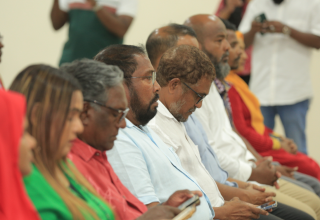 ކެމްޕެއިންގައި ނ މަނަދޫއަށް ވަޑައިގެން ޖޭޕީއިން ބޭއްވި ޖަލްސާގެ ތެރެއިން.