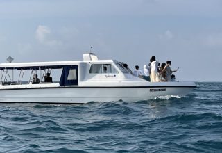 ސަންޕާ ސަރަހައްދުގައި މިދިޔަ ހުކުރު ދުވަހު ފަތުރުވެރިންތަކެއް: ފޮޓޯ-ޙަފްޞީ
