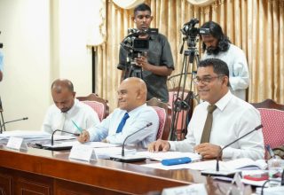 ފޮޓޯ: މަޖިލީސް