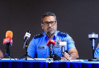 ފުލުހުންގެ ހެޑް އޮފް ސީރިއަސް އެންޑް އޮގަނައިޒް ކްރައިމް އިންވެސްޓިގޭޝަން ޑިޕާޓްމެންޓްގެ ޗީފް ސުޕްރިޑެންޓެންޑް އޮފް ޕޮލިސް މުހައްމަދު ބަޝީރު/ ފޮޓޯ: ވަގުތު