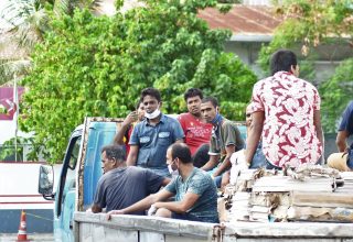 ރާއްޖޭގައި ދރިއުޅެމުންދާ ބިދޭސީން: ފޮޓޯ/ މިހާރު