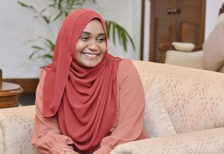 ފޮޓޯ މީސްމީޑިއާ މަންސަ