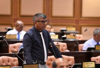ތުޅާދޫ ދާއިރާގެ މެމްބަރު އަބްދުލްހަންނާން އަބޫބަކުރު