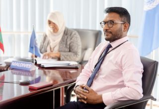 ފާމަސޫޓިކަލް ކުންފުނީގެ އެމްޑީ ޑރ ޝާހު މާހިރު: ފޮޓޯ/ ސޯޝަލްމީޑިއާ