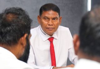 ފޮޓޯ : ފެނަކަ