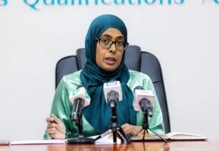 މޯލްޑިވްސް ކޮލިފިކޭޝަން އޮތޯރިޓީގެ ސީއީއޯ، މަރްޔަމް ފިޒާނާ ރަޝީދު.