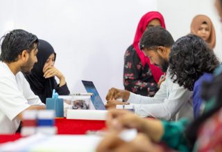 ގުޅިފަޅު ރަޖިސްޓްރީ ދޫކުރުމުގެ މަސައްކަތުގެ ތެރެއިން -- ފޮޓޯ/ ހައުސިން މިނިސްޓްރީ
