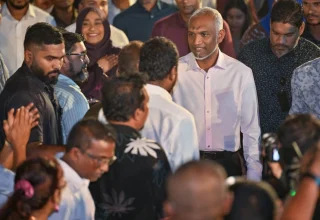 ޕީއެންސީގެ ޖަލްސާއެއްގެ ތެރެއިން ރައީސް ޑރ މުހައްމަދު މުއިއްޒު: ފޮޓޯ ޕީއެންސީ
