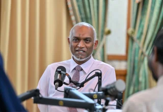 "ނޭޝަން ޗެޓް" ޕްރޮގްރާމްގައި ރައީސް ވާހަކަފުޅު ދައްކަވަނީ---ފޮޓޯ: ރައީސް އޮފީސް