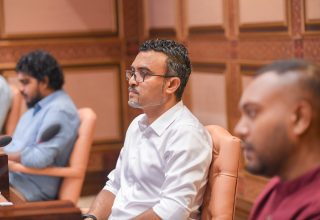 ހިތަދޫ ދެކުނު ދާއިރާގެ މެމްބަރު އިބްރާހިމް ނާޒިލް-- ފޮޓޯ/ މަޖިލިސް